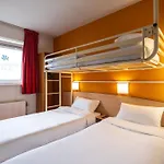 Hotel Premiere Classe *