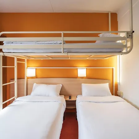 Отель Premiere Classe