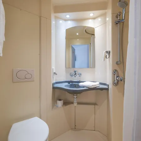 Отель Premiere Classe