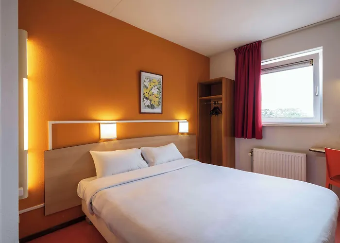 Hotel Premiere Classe *